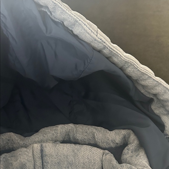 Levi's women denim Hooded Puffer Jacket - Picture 6 of 11